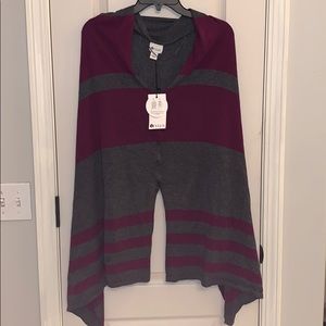 Stylus Convertible Poncho & Scarf Sz L / XL